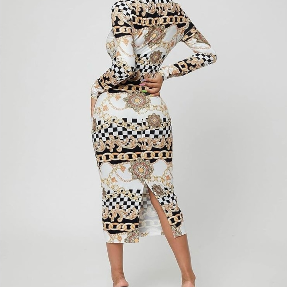 Elegant Patterned Long Sleeve Dress - Picture 3 of 8
